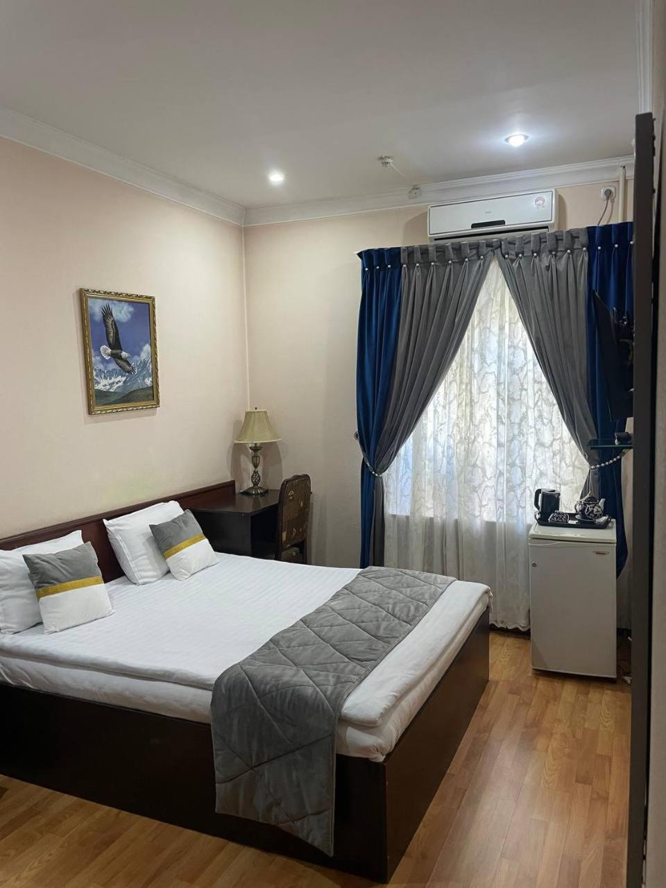 Hotel Marvarid Samarkand Exterior photo